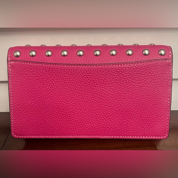 Sold - Picture 4 of 6